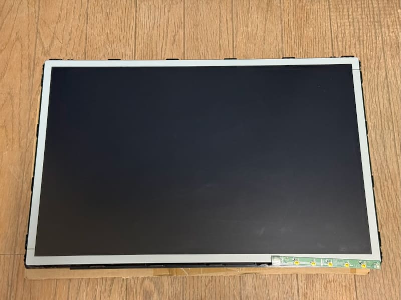 フレームを外した状態