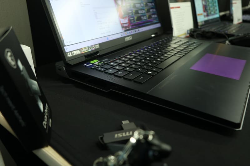 左側のインターフェイス