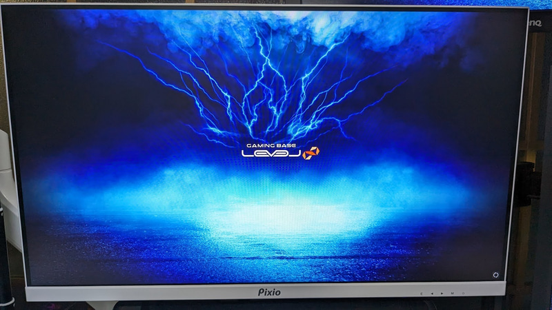 モニター1: Pixio製