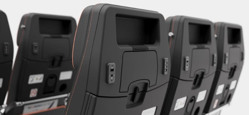 AirJapanのUSBポート