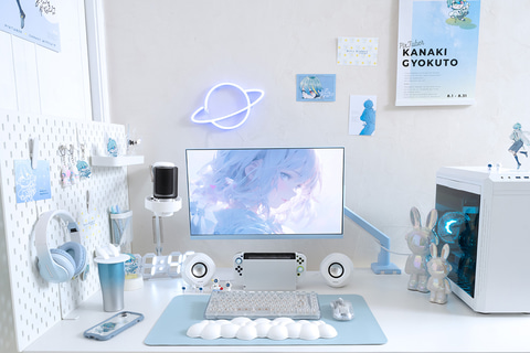 パステルブルーとパステルピンクの200Hz対応ゲーミングモニター - PC Watch