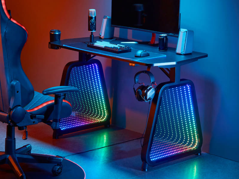 RGBミラーゲーミングデスク