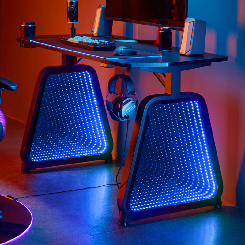 RGBミラーゲーミングデスク