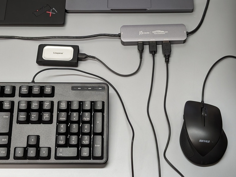 本製品のUSBポートにはマウスやキーボード、ストレージを接続できる