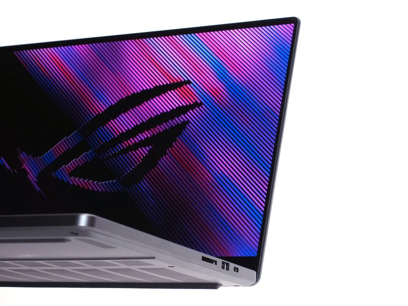 スリムで軽量。モバイルも視野に入る