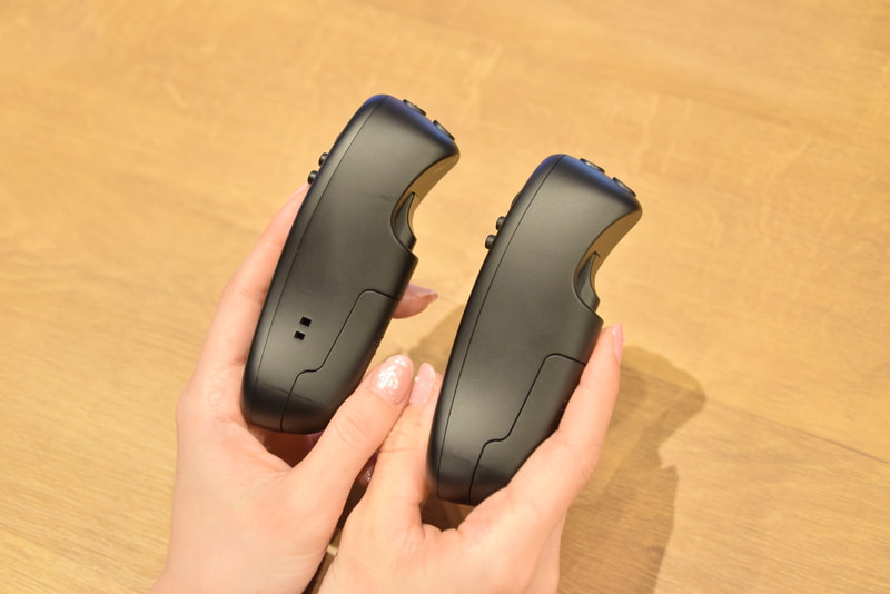 左がTABMATE 2。見た目はほぼ変わらない