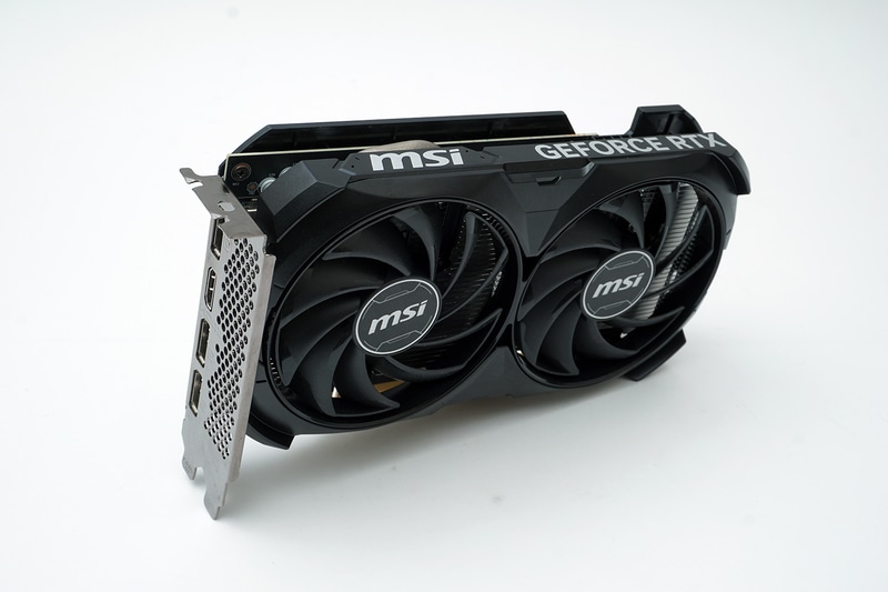 「GeForce RTX 4060」はMSIの「GeForce RTX 4060 VENTUS 2X BLACK 8G OC」を使用。実売価格は4万9,000円前後だ。同GPUを搭載するカードの価格帯は4万4,000円から6万4,000円前後