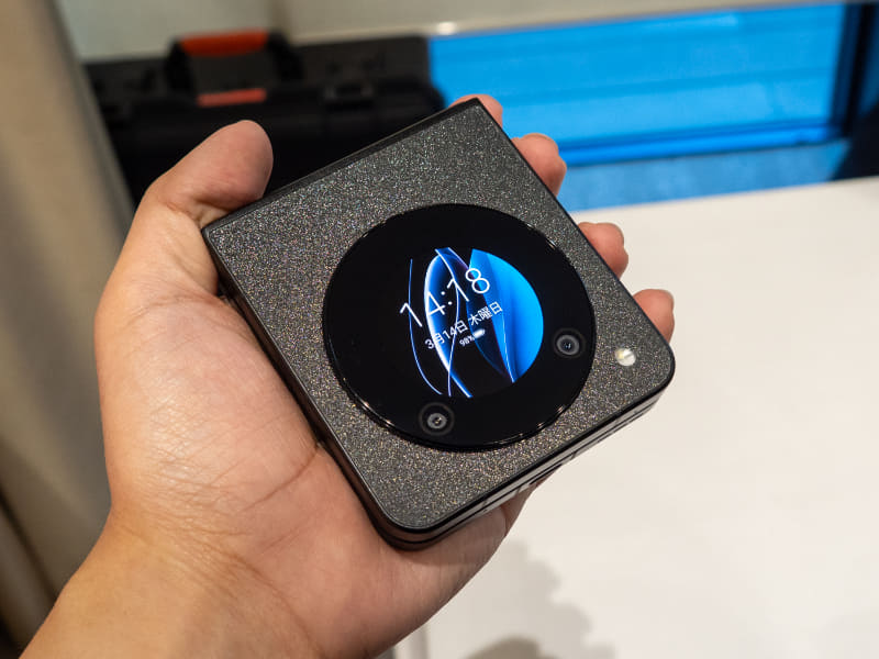 サブディスプレイ