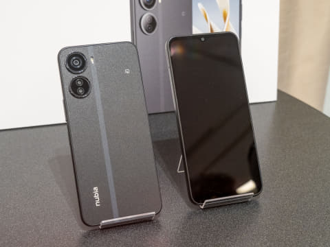 nubia、日本上陸第1弾の高性能カメラ搭載スマホ。6.9型フォルダブル