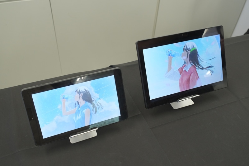 TM083M4V1-B(左)、TM103M4V1-B(右)