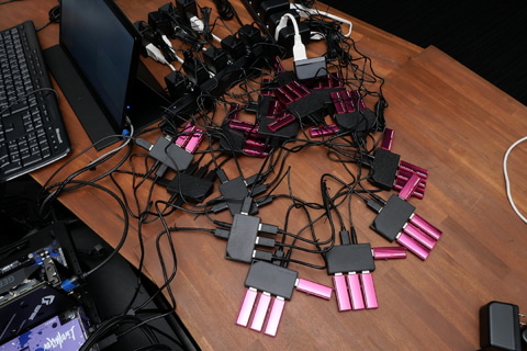 特集】USB規格の限界127デバイスに挑む！でも実際に認識されたの