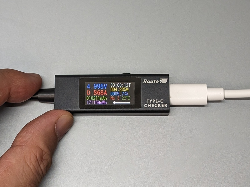 ちなみにスマホ→Switchへの充電は5V/0.8A前後と、Switch→スマホの充電に比べるとわずかに高速だ