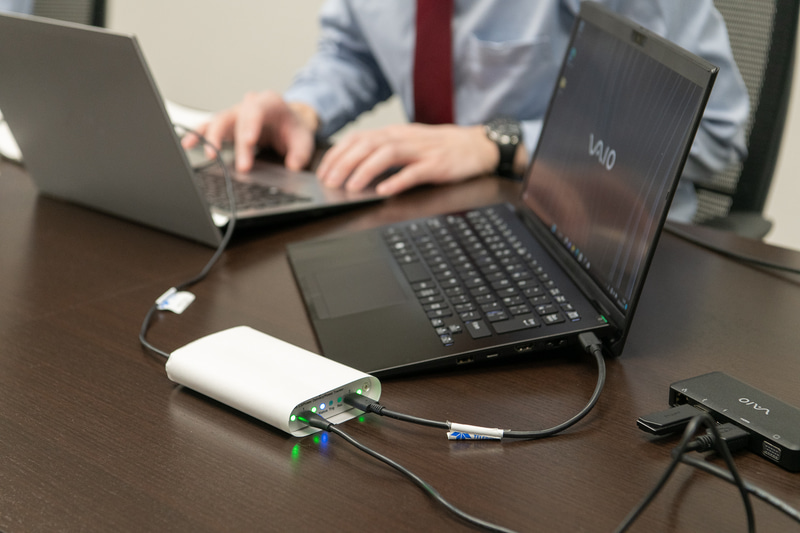 テスターを介してType-Cケーブルを接続することで、PCと充電器の間でやり取りされているネゴシエーションを可視化できる