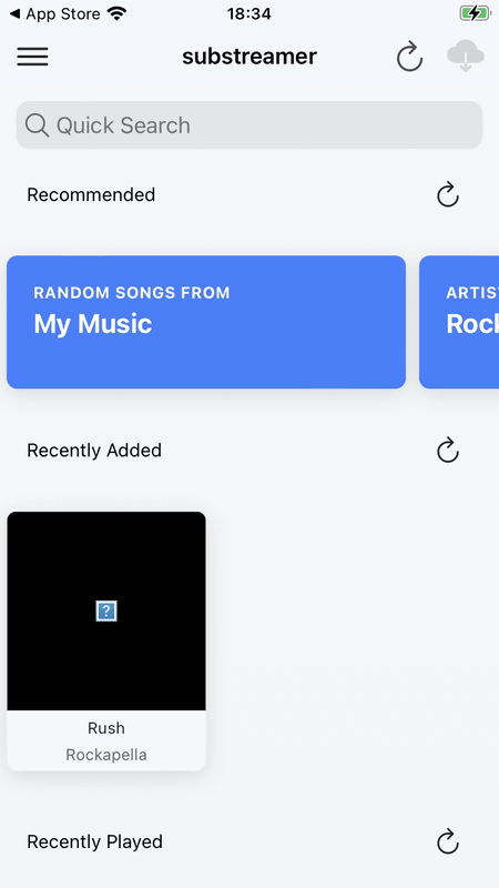 ホーム画面。指定した音楽ファイル内のアルバムが表示されている