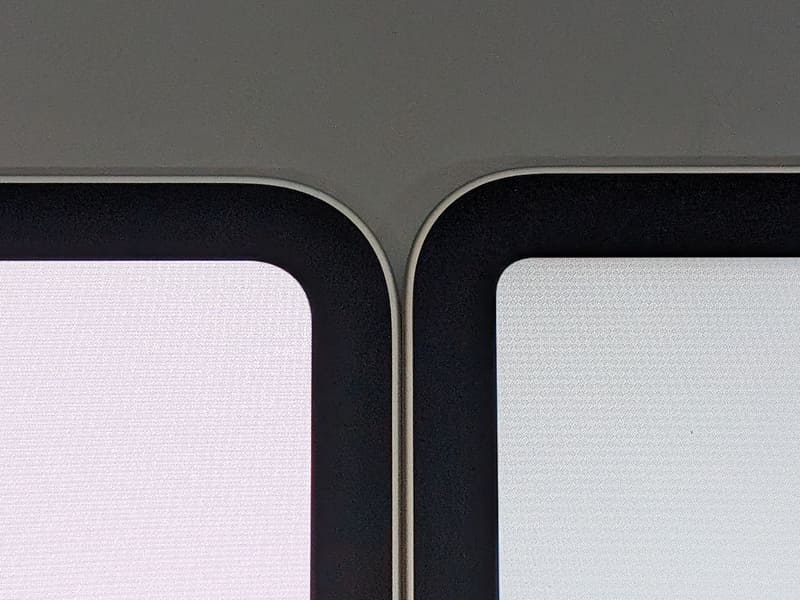 ベゼル幅の比較。こちらも前出の第5世代12.9インチiPad Proと同じく、同一にしか見えない
