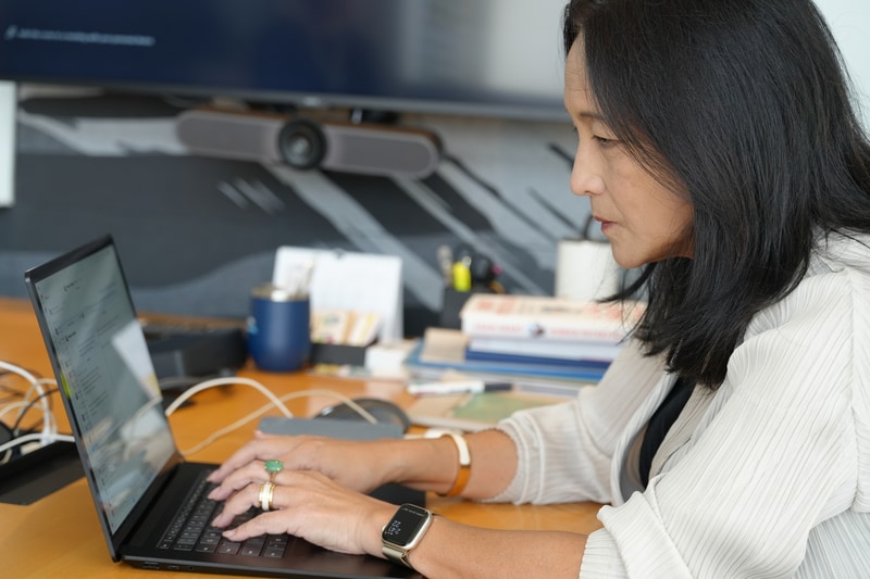 Microsoft Copilotとのやりとりでさまざまな情報を収集、分析している