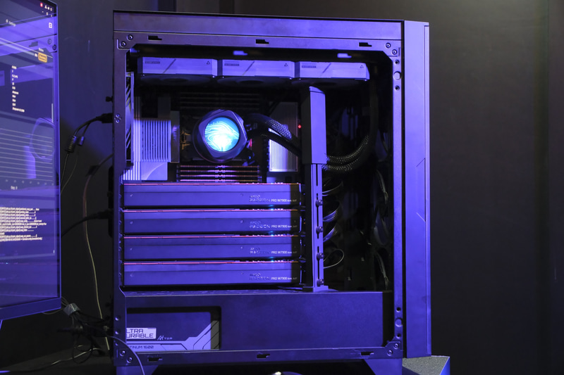 W7900 AI TOP 48G搭載PC