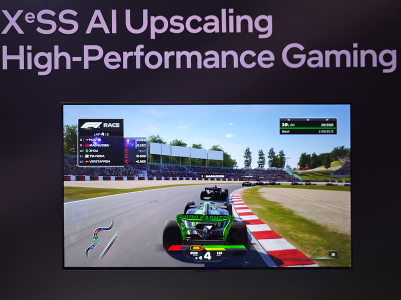 新しいLunar LakeのGPUは、グラフィックス性能が1.5倍になっており、発売されたばかりのAAAタイル(F1 24)でもプレイすることが可能