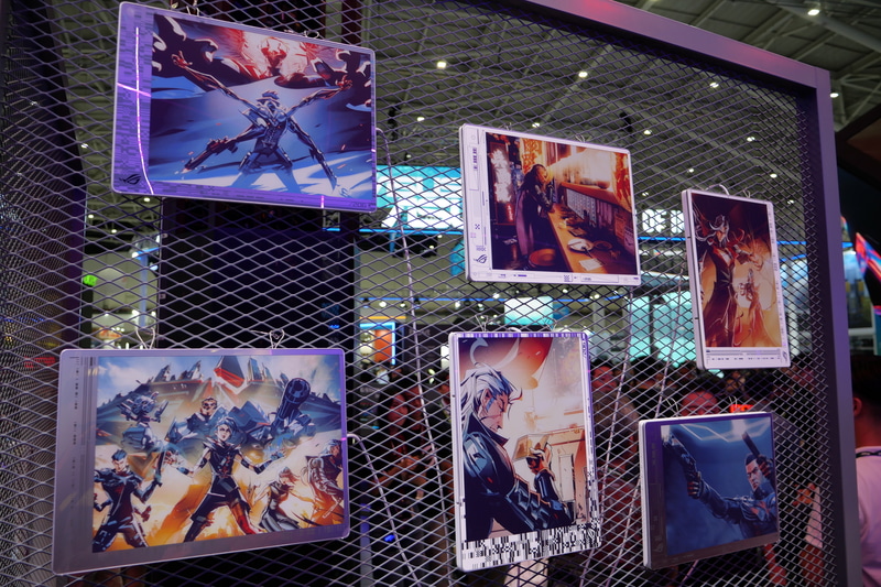 このように、自由に天板のデザインを変更できる