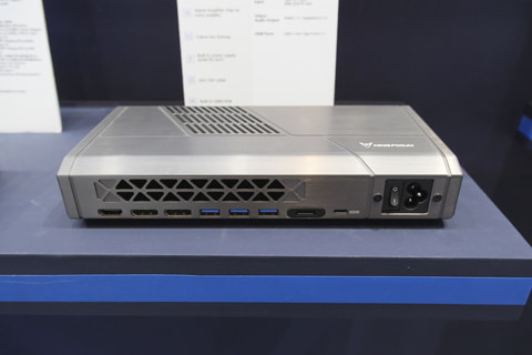 MINISFORUMから水冷仕様のRyzen搭載ミニPC。スリム型ゲーミング
