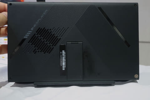 最新2025 UMPC ONEXPLAYER X1 mini フルセット テックワン、8.8インチ 3 in 1プレミアムゲーミングPC