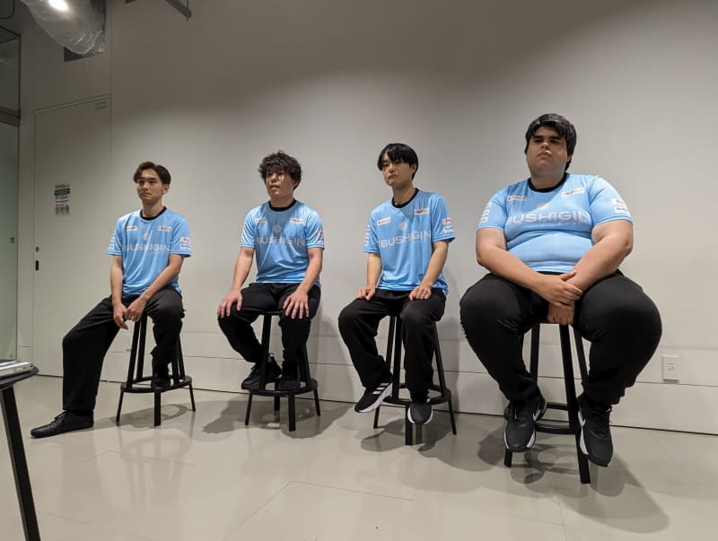 FUKUSHIMA IBUSHIGINのメンバーは翔、cosa、ヤナイ、ササモ。この1年間で自身のストリートファイター6の活動について点数をつけるとしたら、翔は60点、cosaは55点、ヤナイは10点……もっと低くてもいい、ササモは20点とした