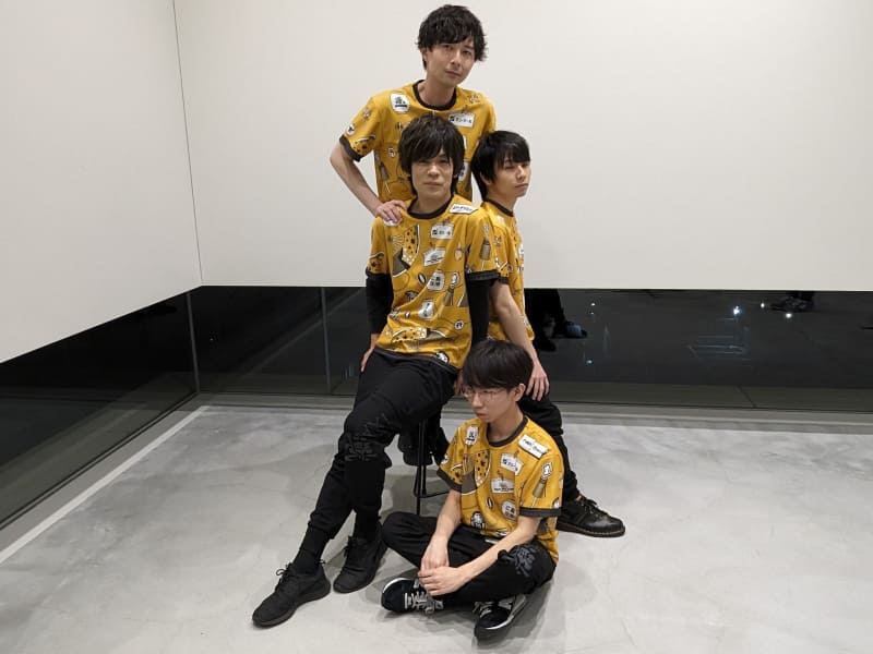 ひびきは2018年のSFLにてhigh class枠として1度参加した事があるため、今回が2度目のSFL出場となる。なお、当時のhigh class枠にはオニキやカワノ、shuto(当時のプレイヤーネームはあんまん)も出場している