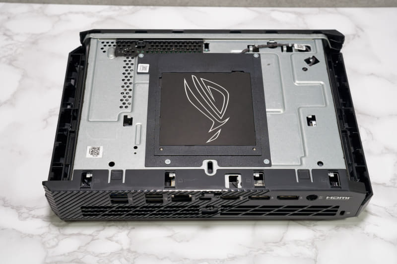 天板を外したところ