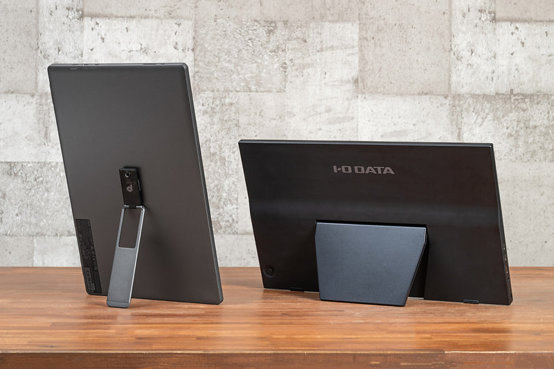 横置きできるのは当然として、モバイルモニターによっては標準で縦置きに対応するものもある