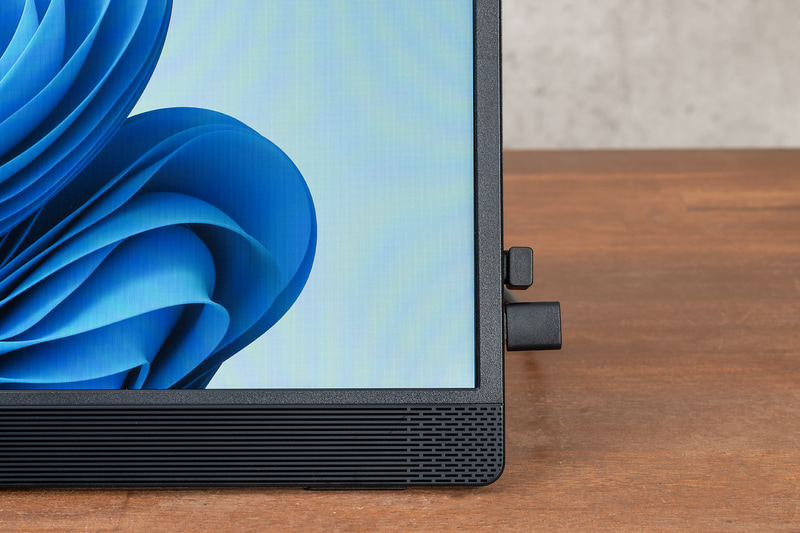 横方向への張り出しが最小限で、狭いスペースでも余裕をもって使える