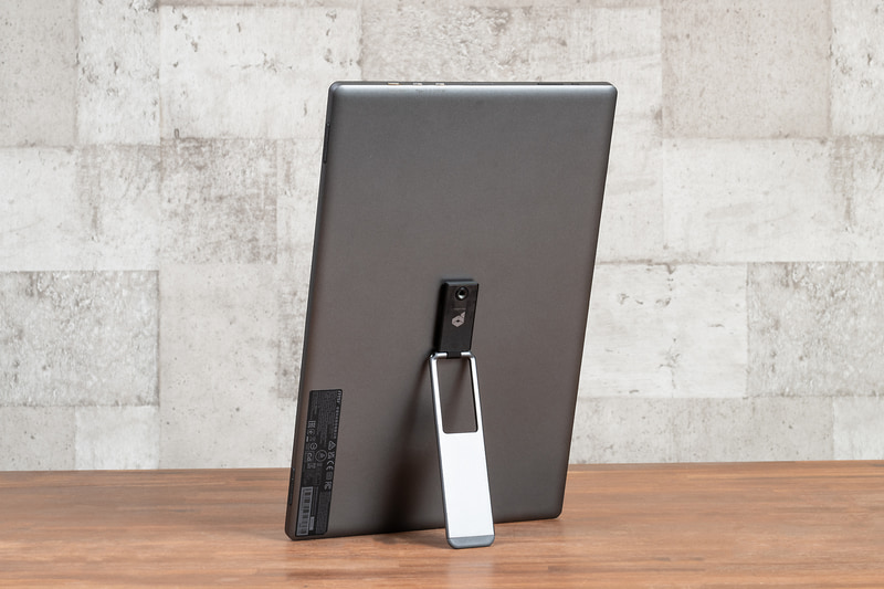 90度回転させれば縦置きにも対応する