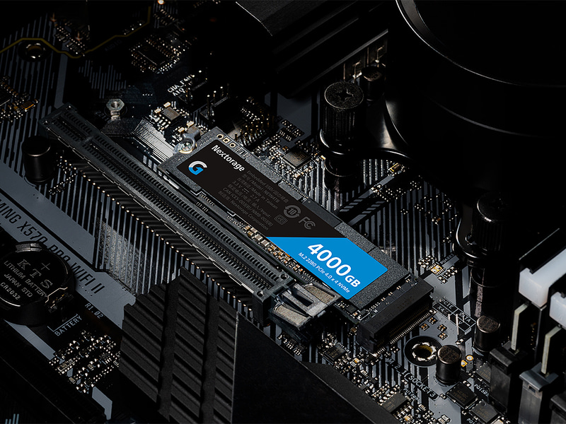 M.2 SSDは高速でケーブルいらず。組み込みが楽だ