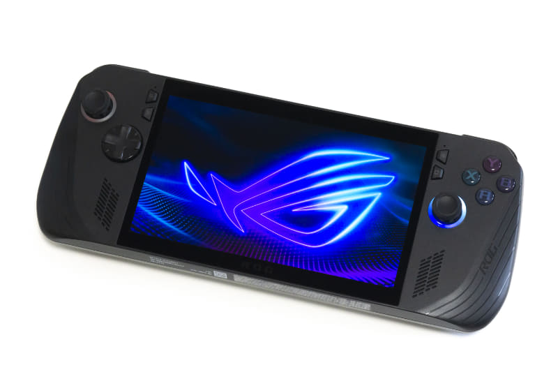 ASUS「ROG Ally X(RC72LA-Z1E24G1T)」。直販価格は13万9,800円