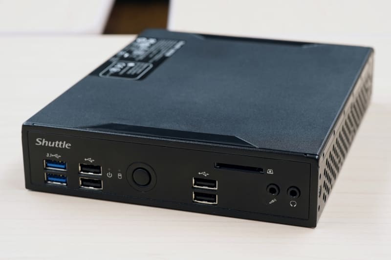 法人向けにさまざまなPCを展開している