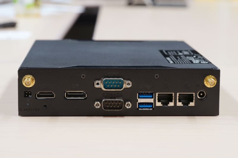 法人向けにさまざまなPCを展開している