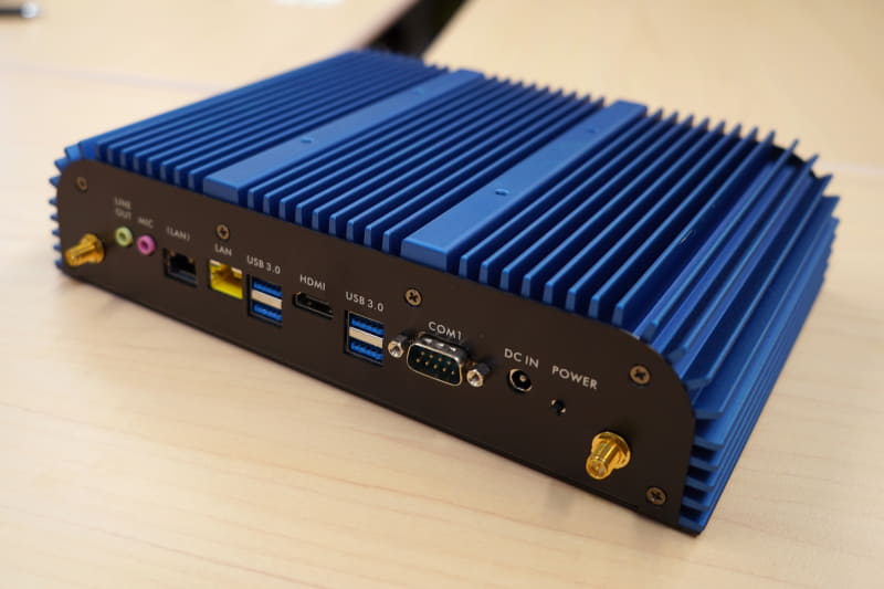 法人向けにさまざまなPCを展開している