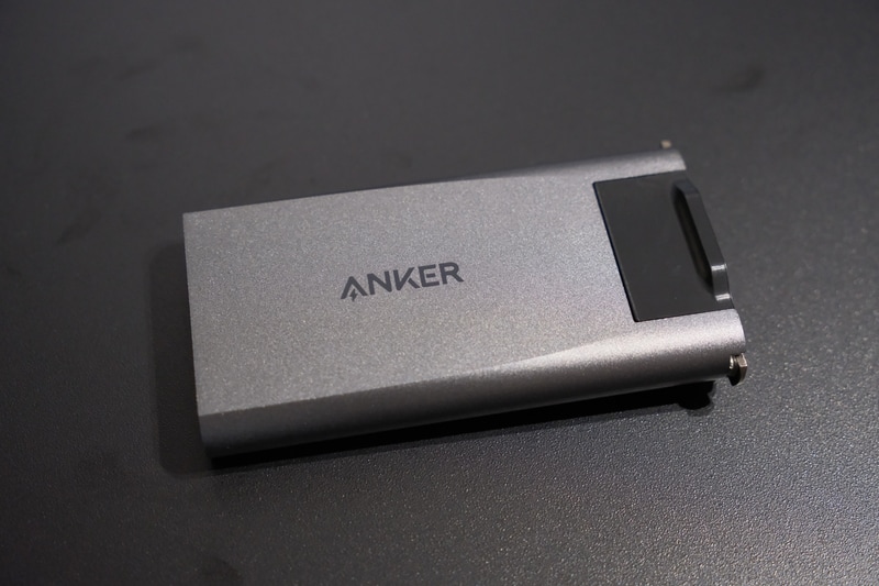 展示機はサンプルだったため、製品版とデザインが異なる場合がある