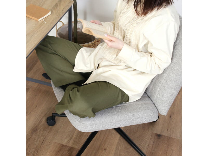 あぐらがかけるチェア