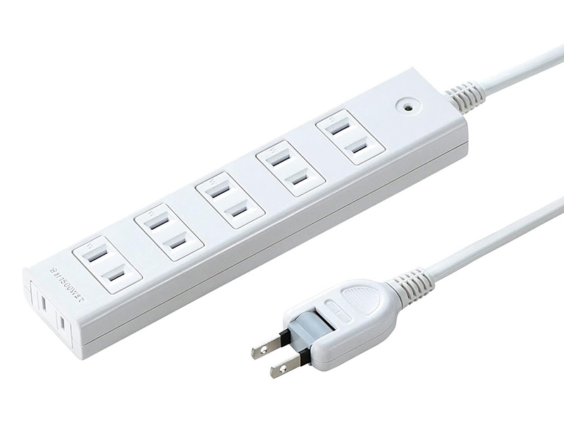 <a href="https://www.sanwa.co.jp/product/syohin?code=TAP-SP2116MG-1WN" class="n" target="_blank">製品ページ</a><br>メーカー : サンワサプライ●口数 : 6●ケーブル長 : 1m●実売価格 : 1,630円前後