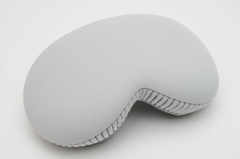 持ち運び時、保管時に前面ガラスを保護するカバー