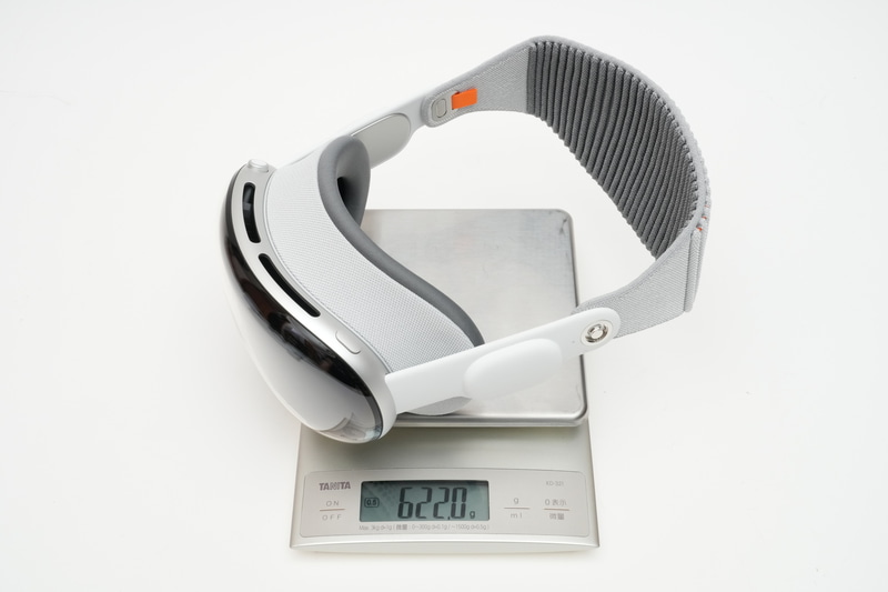 本体、ライトシーリング、ライトシーリングクッション、ソロユニットバンドの合計重量は実測622g