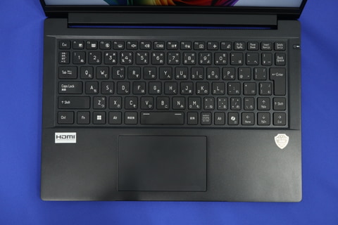 サードウェーブの960gのLunar Lake搭載ノート、発売前に実機を写真で