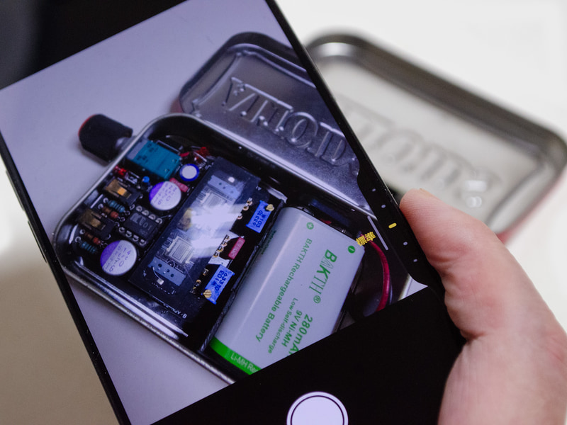 カメラコントロール(1/2)。人差し指 / 値調整