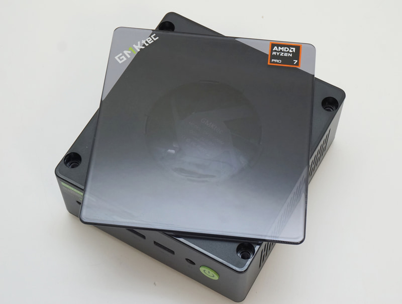 天板を左に30度以上回転させると、ロックが解除されて天板が取り外せるようになる