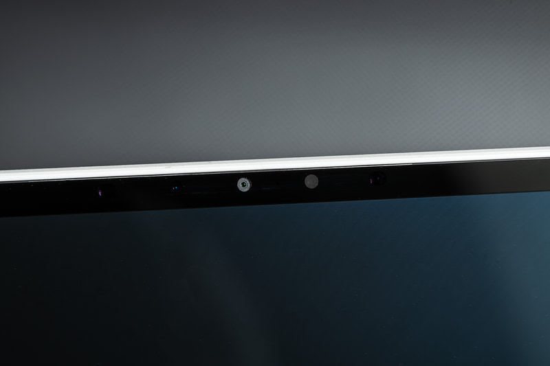 Webカメラは1080p、Windows Helloの顔認証に対応