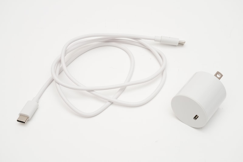 USB Type-Cケーブルの長さは実測100cm