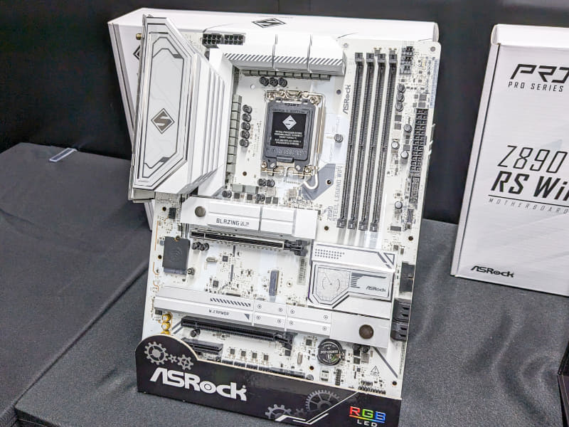 Z890 Steel Legend WiFi