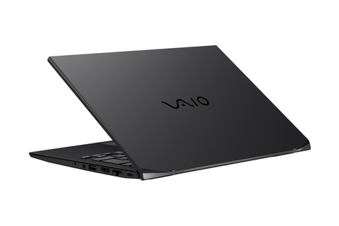 1kg切りに軽量化した「VAIO SX14-R」。新開発のカーボン製14型ノート