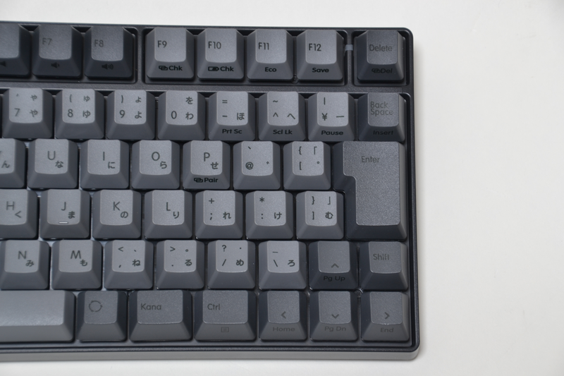 REALFORCE RC1は、最上段にDelキーが追加されている