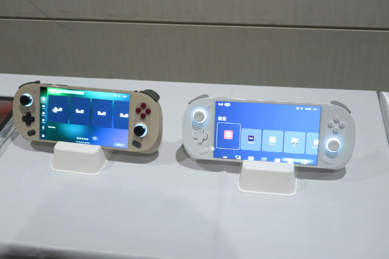 AYANEO Pocket EVO実機